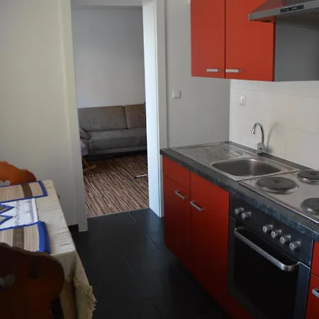 Flataid Quergasse - Beim Bahnhof アパート *